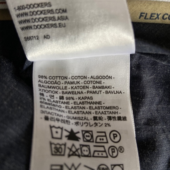 Dockers Khaki Pants - Picture 6 of 6